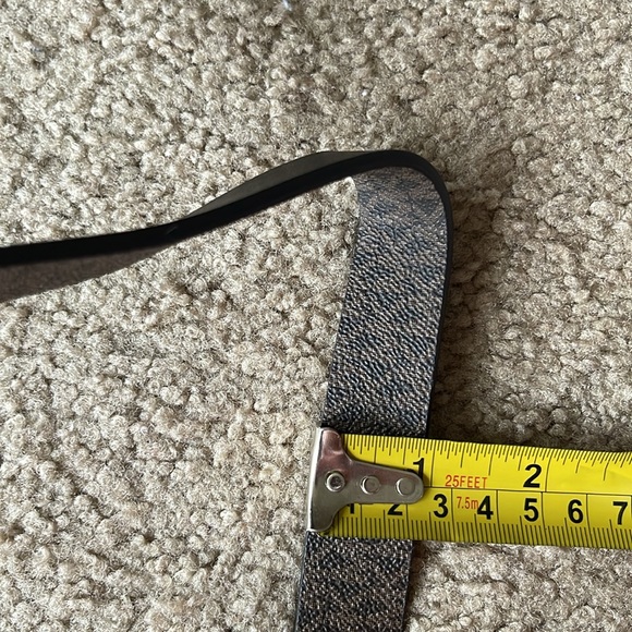 Michael Kors Women's Brown Reversible Pave Logo Belt in Box. NWT - Picture 14 of 16